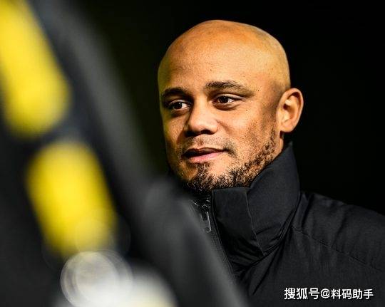 英雄联盟s15-拜仁慕尼黑迎意甲关键赛，赛前主帅复盘，目标明确，心理建设被强调的简单介绍